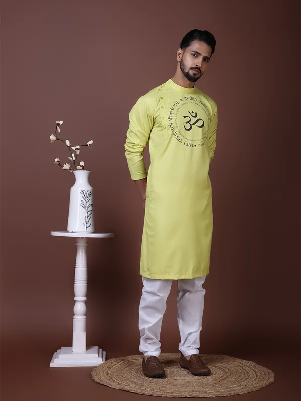 Men_Printed_Green_Kurta