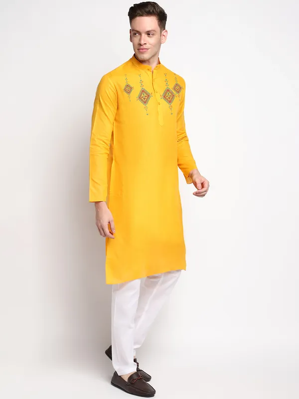 Men_Cotton_Yellow_Kurta