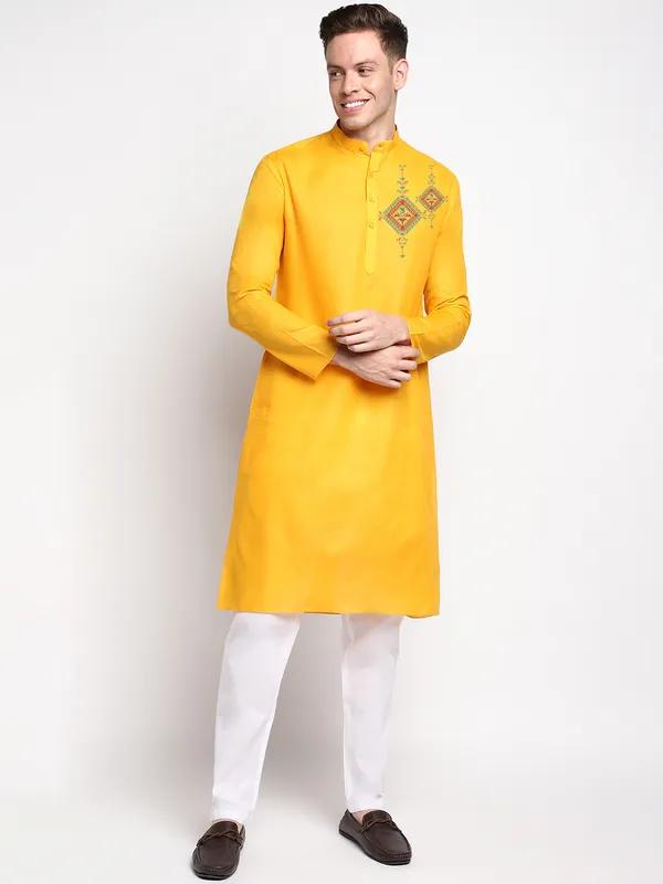 Men_Cotton_Yellow_Kurta