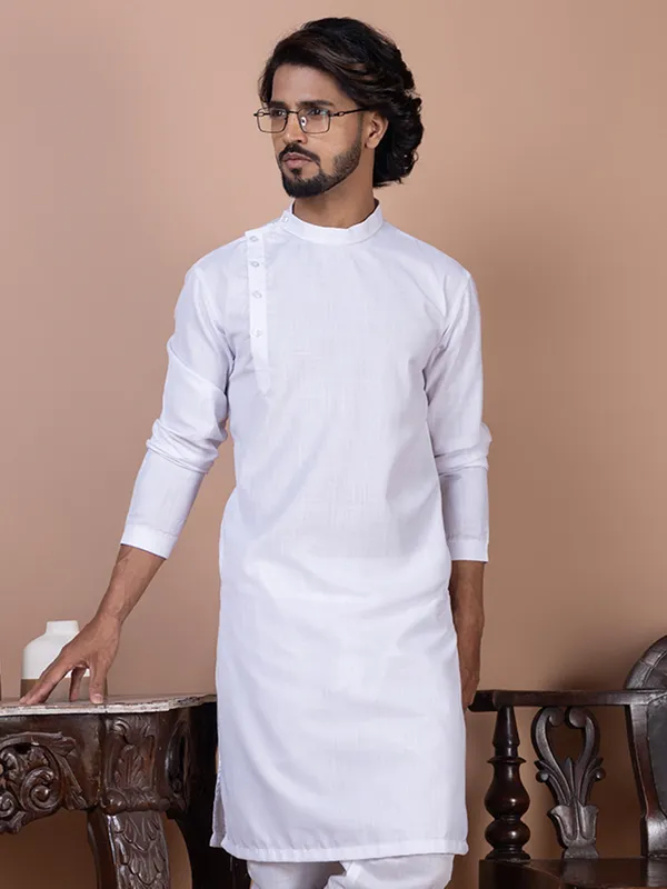 Men_Thread_Work_White_Kurta