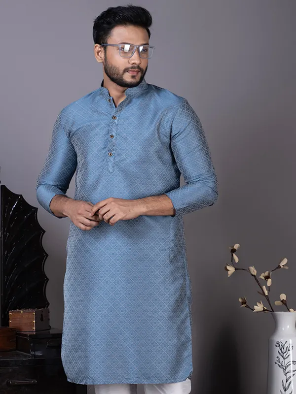 Men_Woven_Blue_Kurta