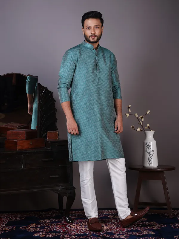 Men_Woven_Green_Kurta