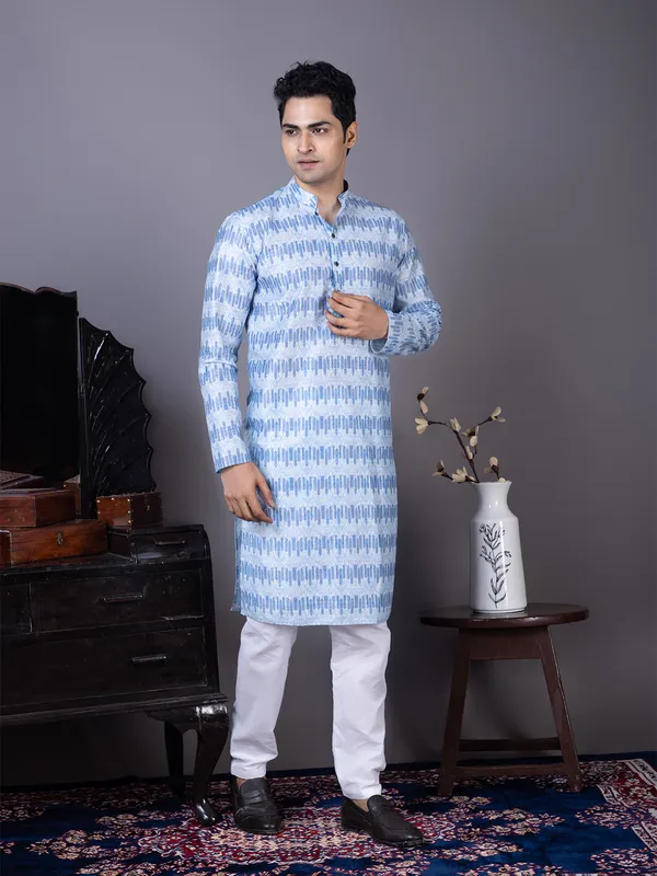 Men_Woven_Blue_Kurta