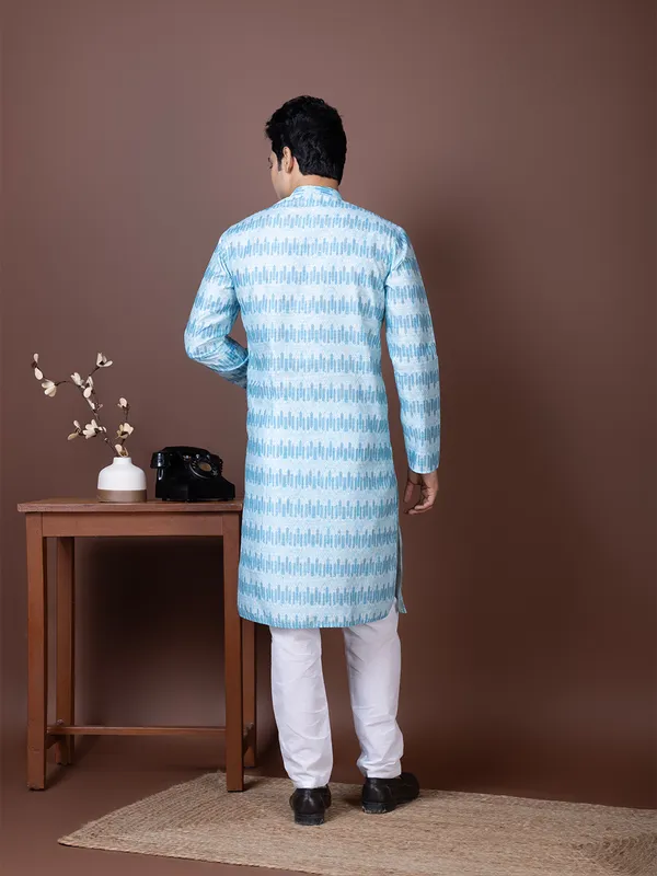 Men_Woven_Blue_Kurta