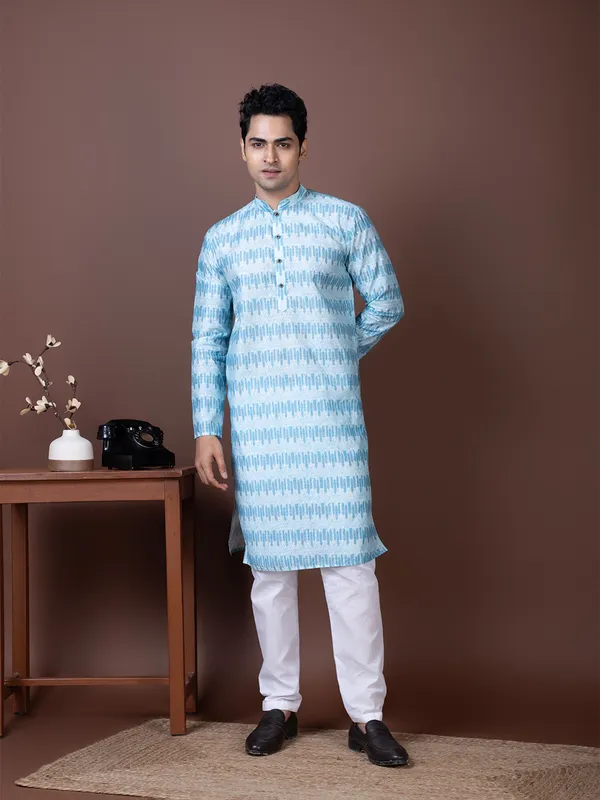 Men_Woven_Blue_Kurta