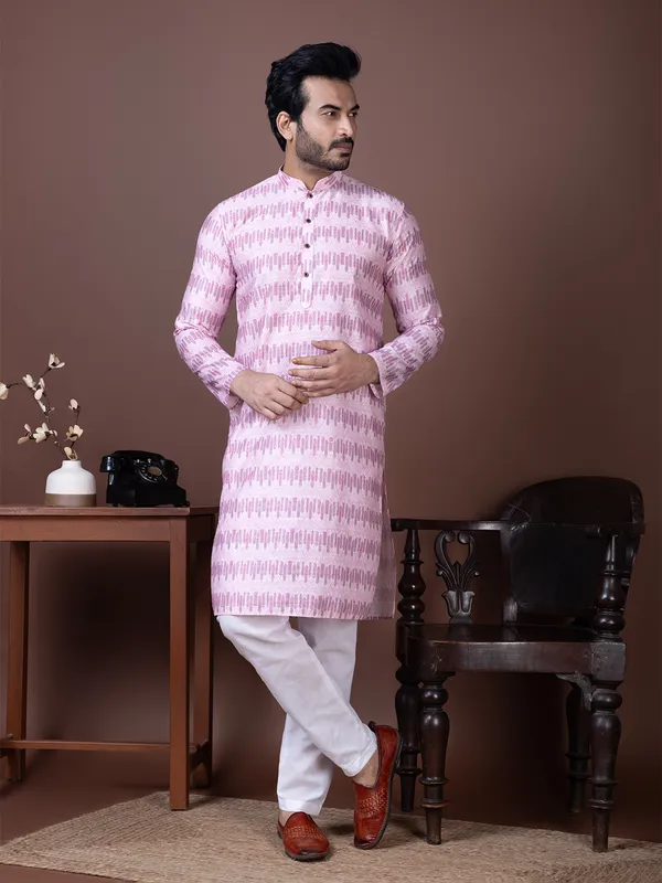 Men_Woven_Pink_Kurta