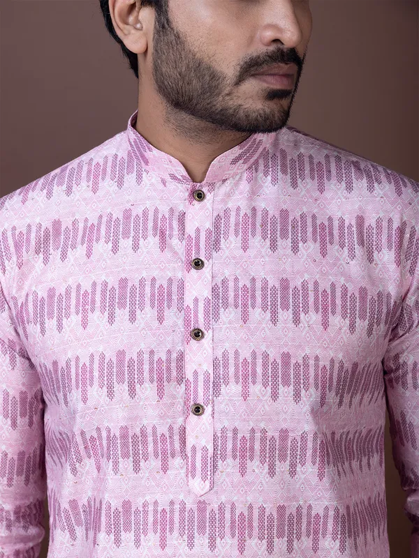 Men_Woven_Pink_Kurta