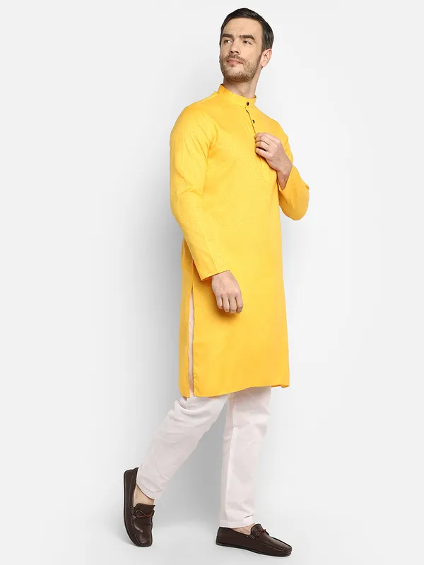 Mens_Cotton_Yellow_Kurta