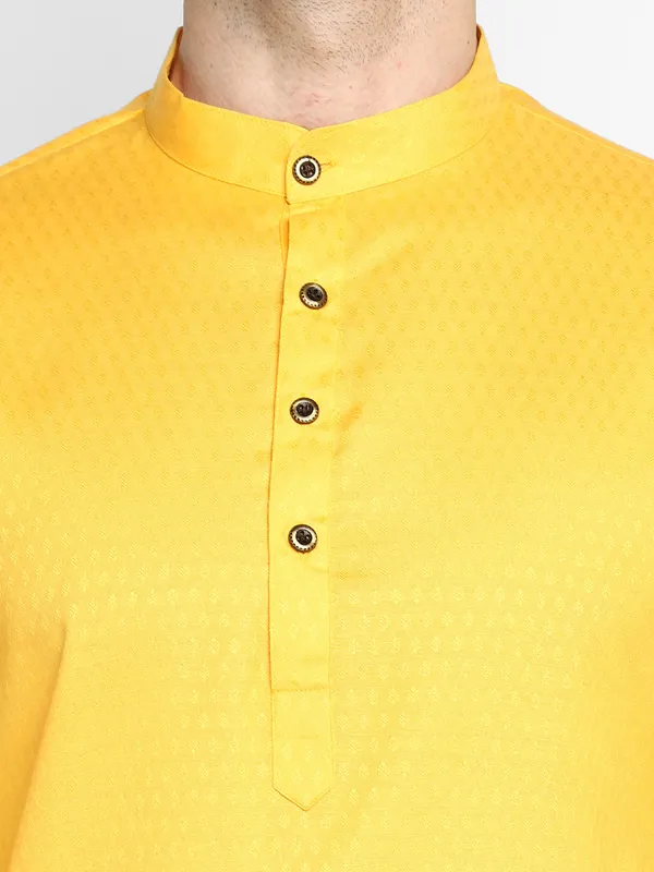 Mens_Cotton_Yellow_Kurta