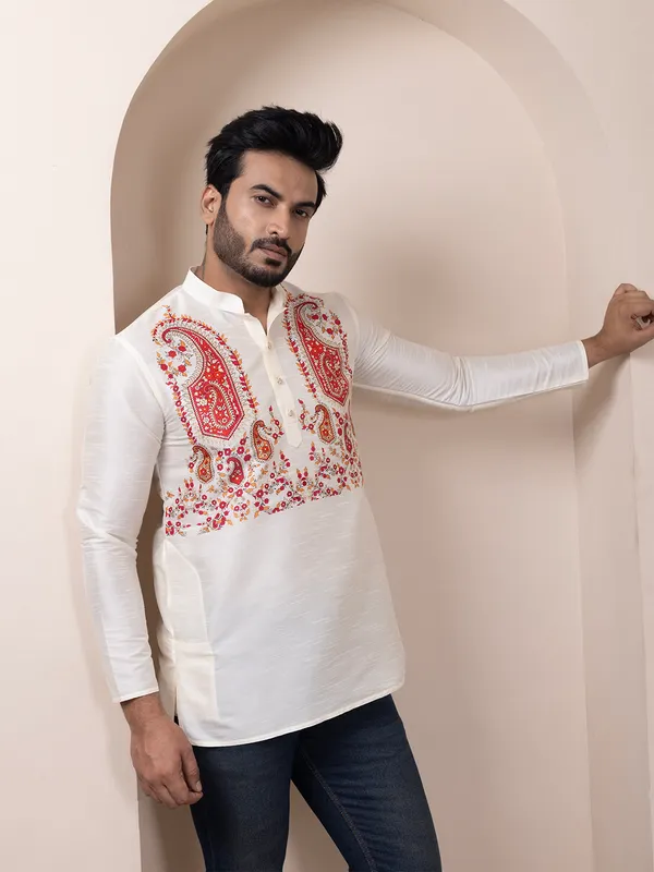 Mens_White_Art_Silk_Printed_Short_Kurta