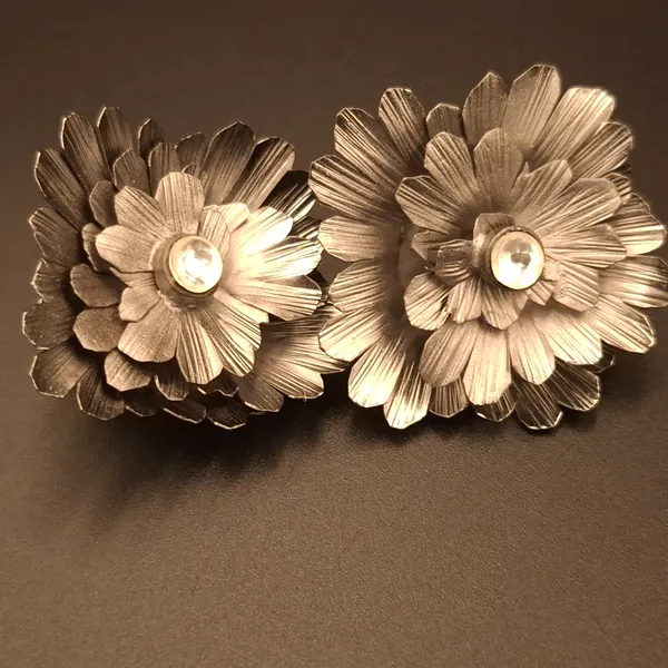 Chunky_Floret_Gold_Bold_Floral_Earrings_(BLACK)