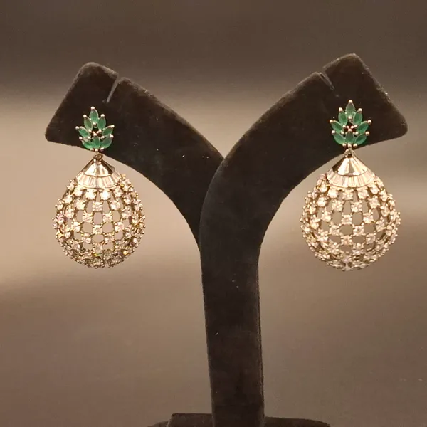 Nova_Dova_-_Green_Contemporary_Chic_Earrings