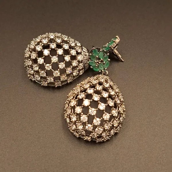 Nova_Dova_-_Green_Contemporary_Chic_Earrings