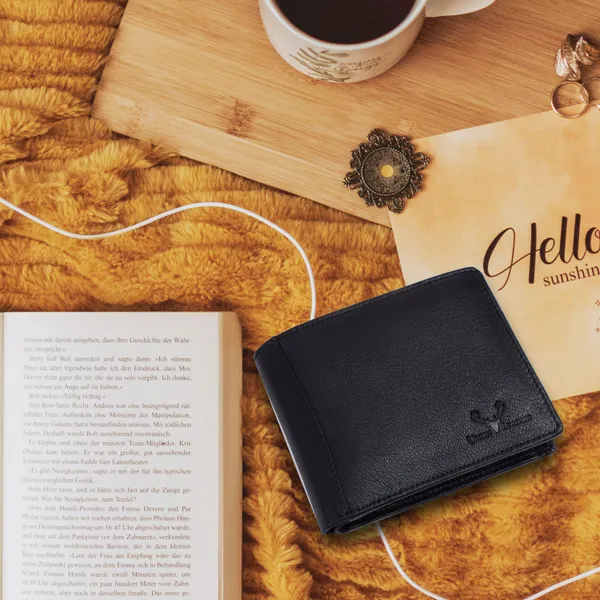 Black_Genuine_Leather_Formal_Wallet_For_Men