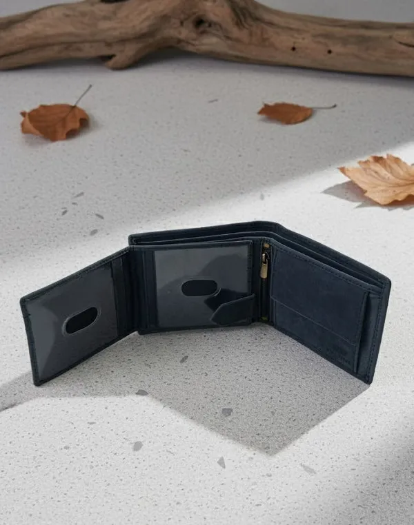 Black_Genuine_Leather_Wallet_For_Men