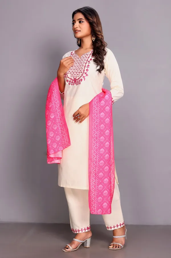 Premium_Off-White_Embroidered_Kurta_Set_with_Soft_Pink_Dupatta_for_Women
