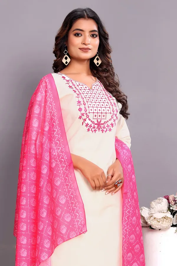 Premium_Off-White_Embroidered_Kurta_Set_with_Soft_Pink_Dupatta_for_Women