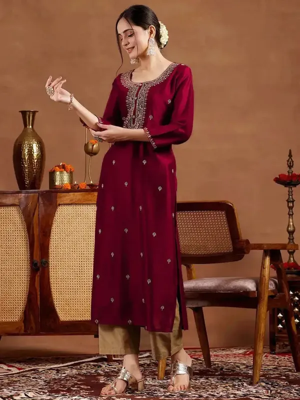 Women_Embroidered_Art_Silk_A-Line_Maroon_Kurti
