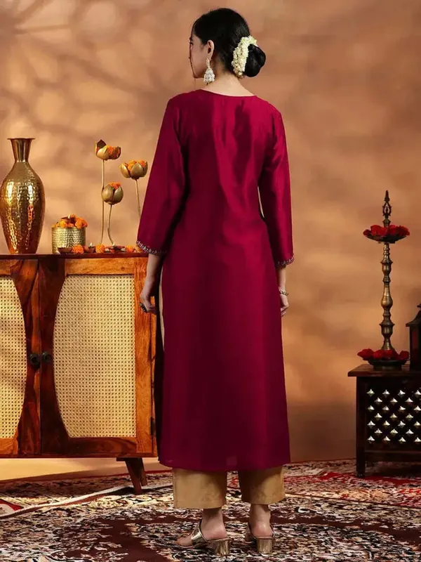 Women_Embroidered_Art_Silk_A-Line_Maroon_Kurti
