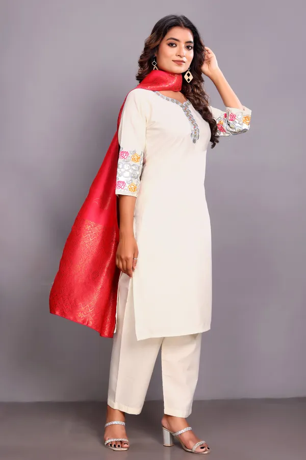 Breathable_100%_Cotton_Off-White_Summer_Kurta_Pant_Set_with_Soft_Floral_Dupatta