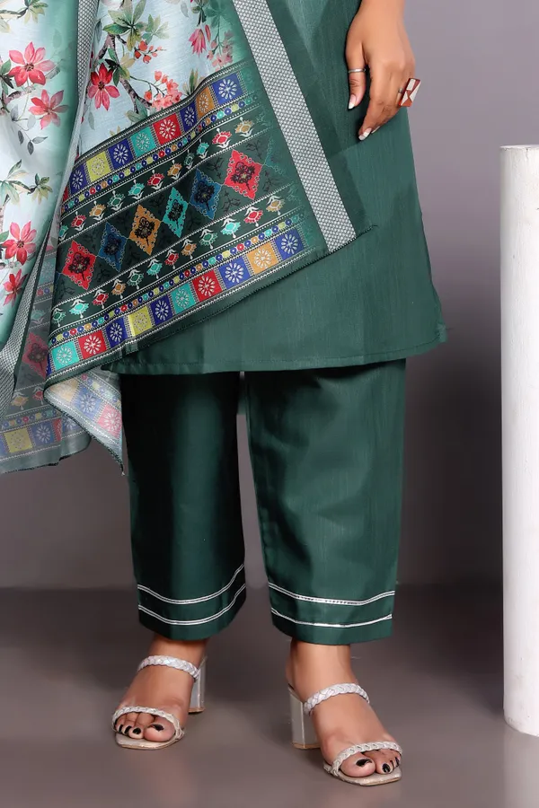 Green_Embroidered_Traditional_Kurta_Set_with_Soft_Floral_Dupatta_for_Girls_and_Women