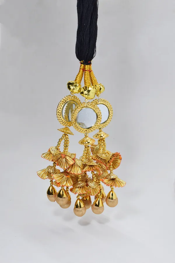 Golden_Lightweight_Paranda_With_Round_Mirror_&_Gota_Work_For_Women