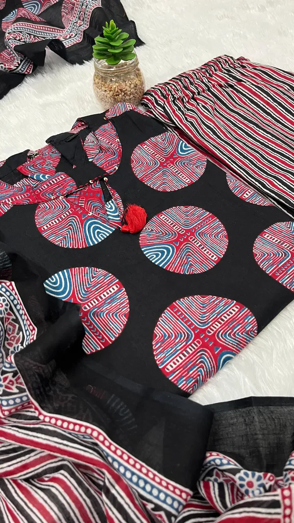 Pure_Heavy_Cotton_Kurti_Pant_Dupatta_Set