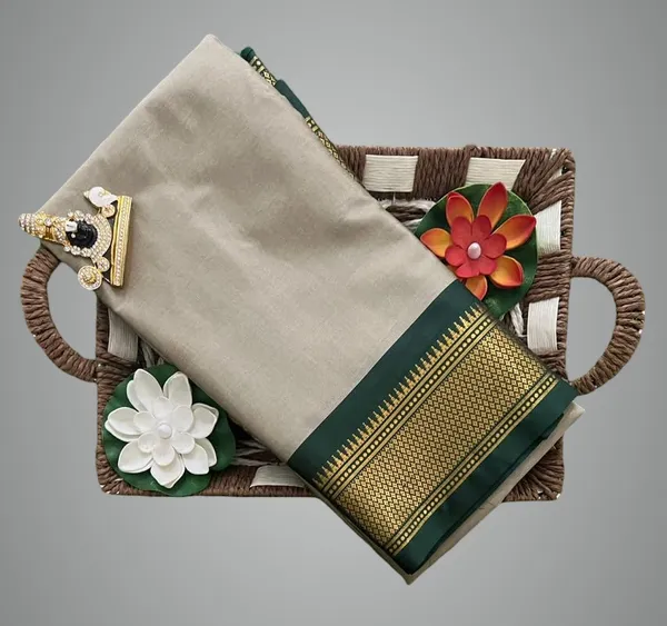 Cream_Silk_Cotton_Saree_For_Women