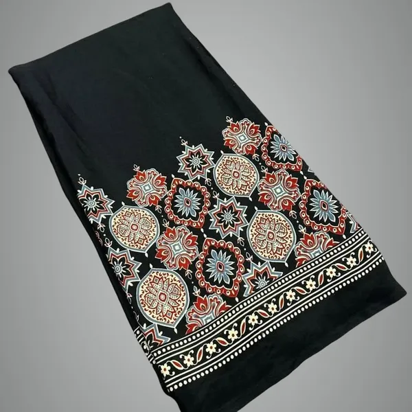Black_Modal_Silk_&_Natural_Gajji_Silk_Saree_with_Unstitched_Blouse_Piece_|5.5_mt