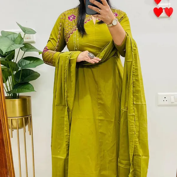 Mughal_A-Line_Fusion_Suit