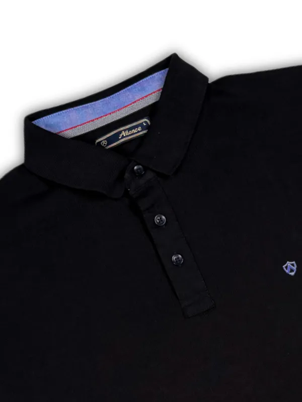 Black_Solid_Collared_Half_Sleeve_Stylish_&_Comfortable_T-Shirt_For_Men