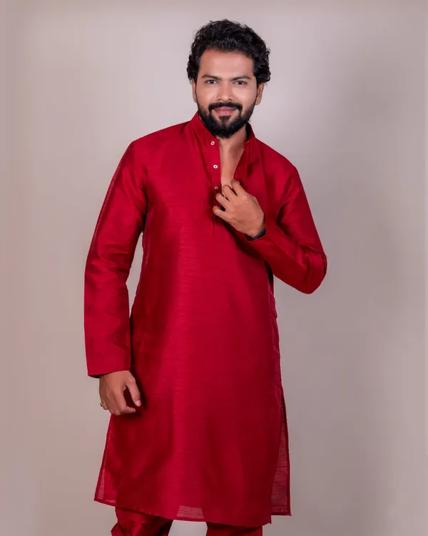 Maroon_Premium_&_Elegant_Kurta_Set_For_Men
