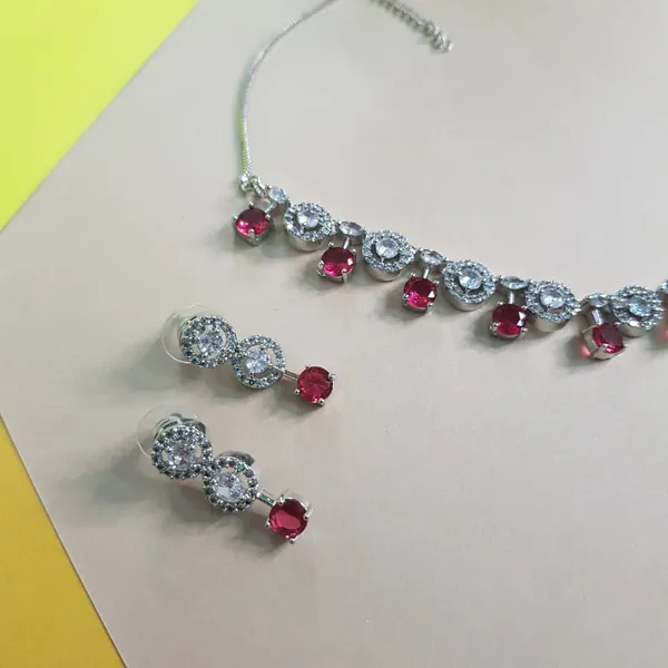 Red_Elegant_Design_AD_Necklace_Set_For_Women