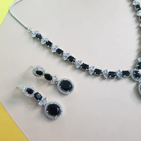 Black_Elegant_Design_Stones_AD_Necklace_SetFor_Women