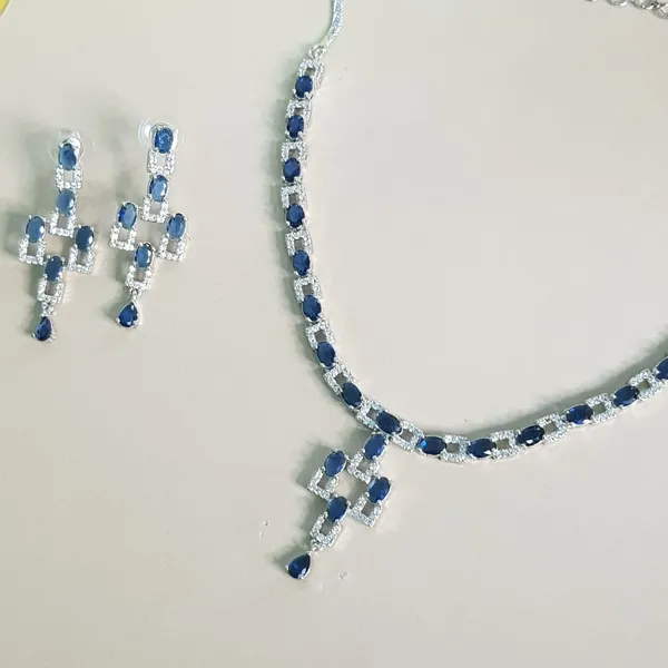 Blue_Elegant_Design_Cubic_AD_Necklace_Set_For_Women