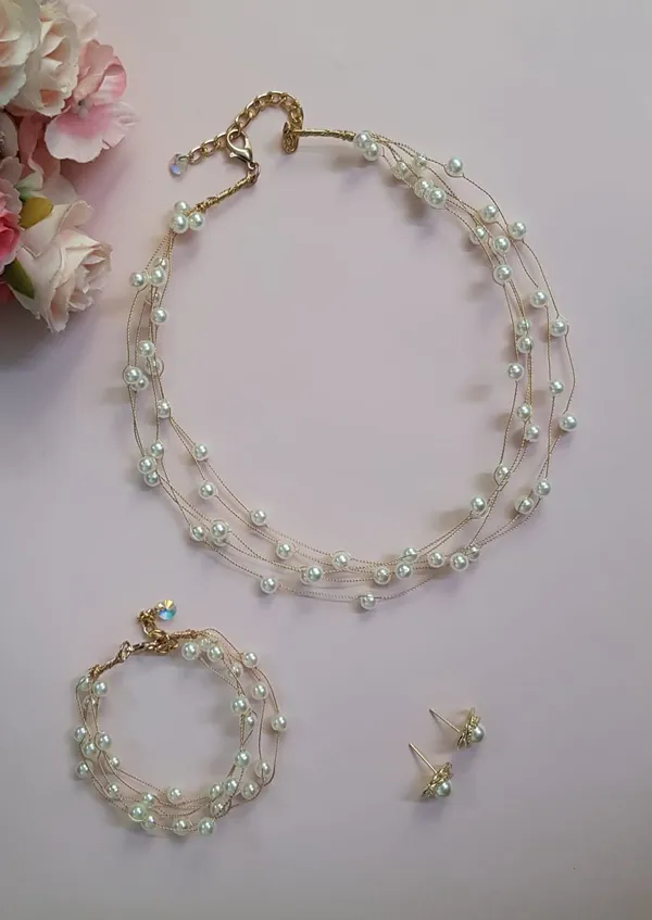 Layered_Pearl_Bracelet