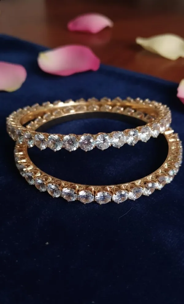 Ad_Golden_Royal_Bangles