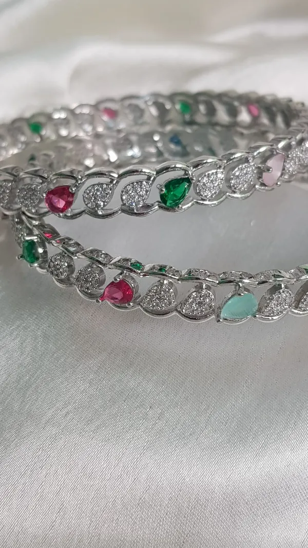 Silver_Multi_Bangles