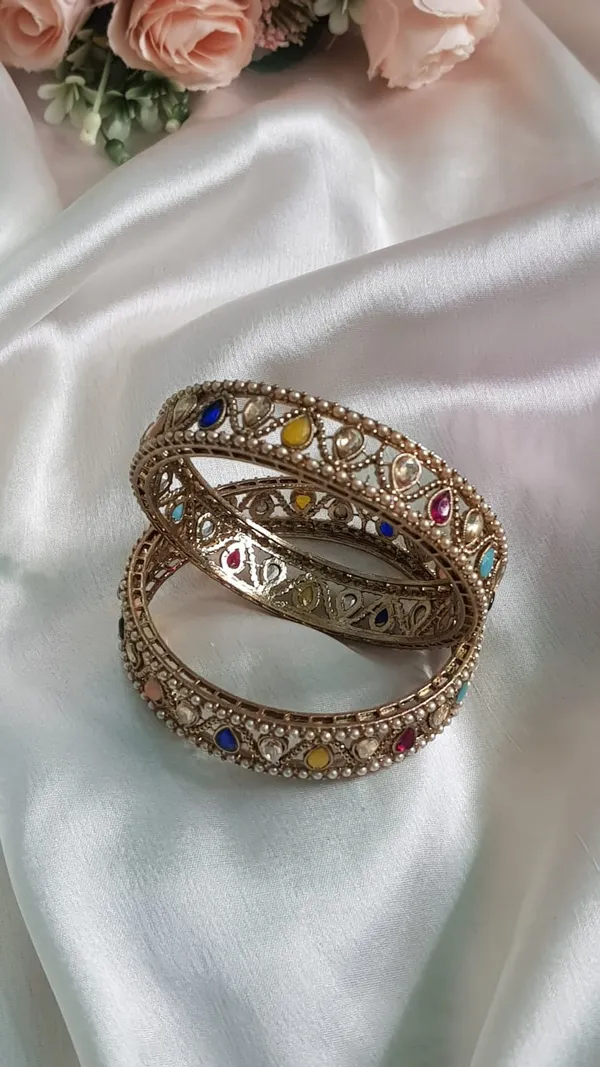 Multi_Stones_Golden_Bangles