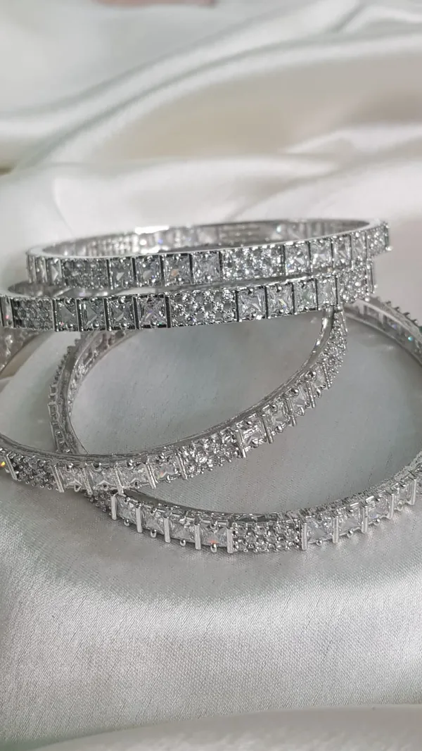Silver_Ad_Bangles