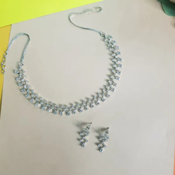 Silver_Elegant_Design_AD_Necklace_Set_For_Women