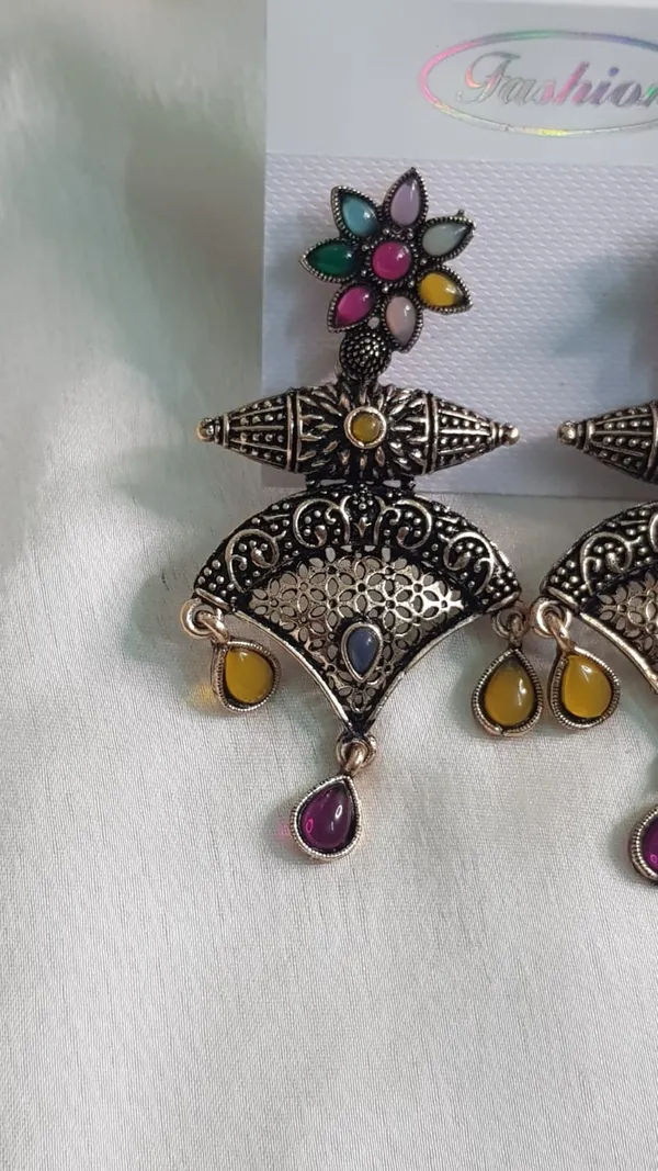 Oxidised_Multi_Floral_Earing