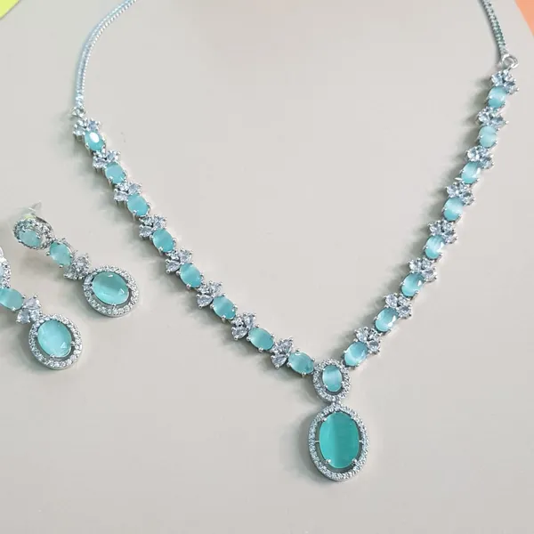 Mint_Green_Elegant_Design_AD_Necklace_For_Women