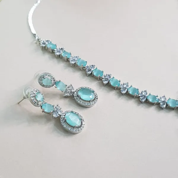 Mint_Green_Elegant_Design_AD_Necklace_For_Women