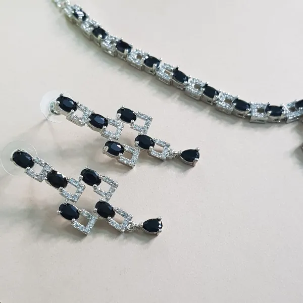 Black_Elegant_Design_Cubic_AD_Necklace_Set_For_Women