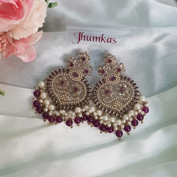 Voilet_Elegant_Design_Earrings_For_Women