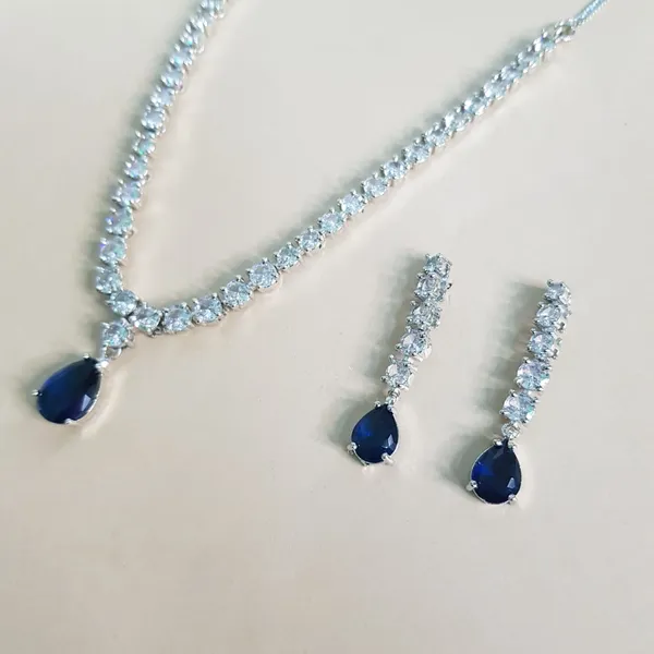 Blue_Elegant_Design_Stone_AD_Necklace_Set_For_Women