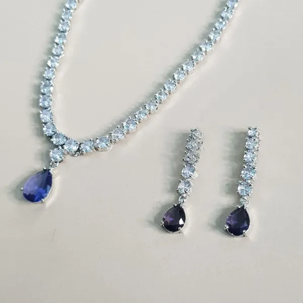 Blue_Elegant_Design_Stone_AD_Necklace_Set_For_Women