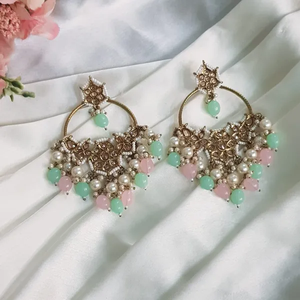 Green_Elegant_Design_Chandbali_Earrings_For_Women
