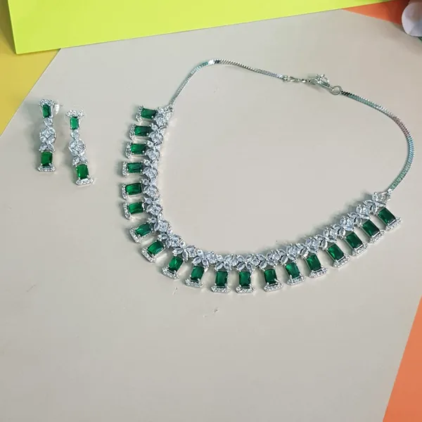 Green_Elegant_Design_Cubic_Stones_AD_Necklace_Set_For_Women